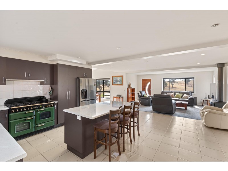 120 Max Slater Drive, Bega NSW 2550