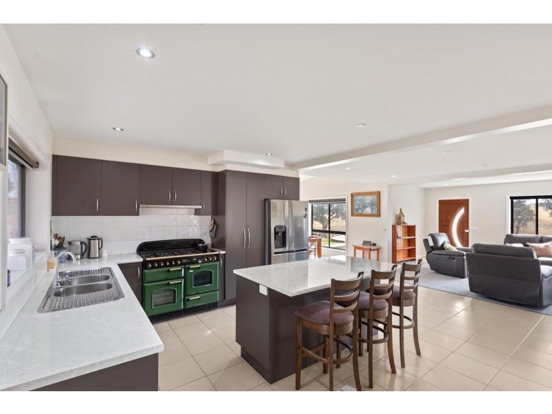 120 Max Slater Drive, Bega NSW 2550