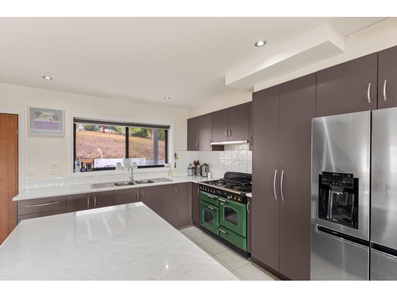 120 Max Slater Drive, Bega NSW 2550