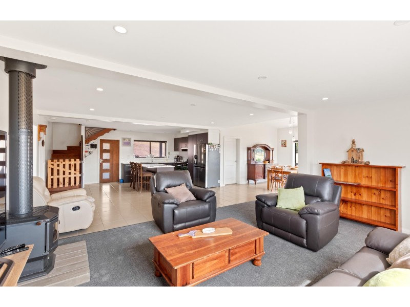 120 Max Slater Drive, Bega NSW 2550