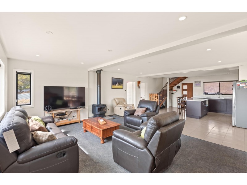 120 Max Slater Drive, Bega NSW 2550