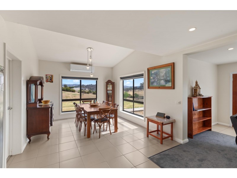 120 Max Slater Drive, Bega NSW 2550