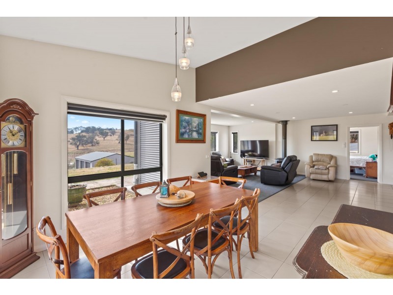 120 Max Slater Drive, Bega NSW 2550