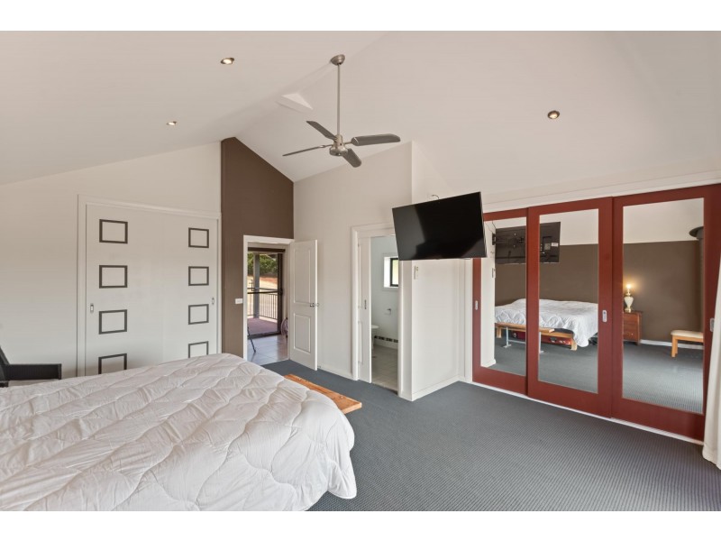 120 Max Slater Drive, Bega NSW 2550