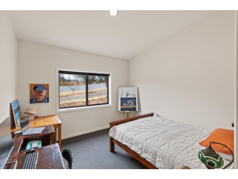 120 Max Slater Drive, Bega NSW 2550