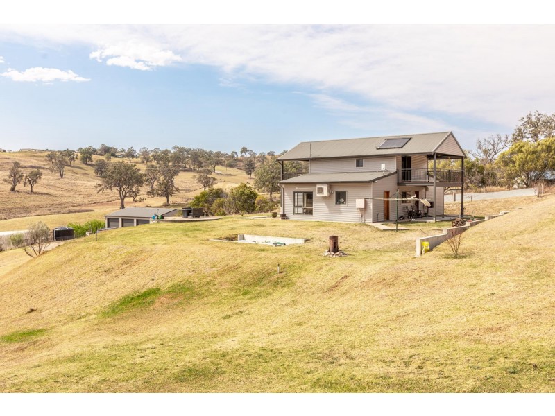 120 Max Slater Drive, Bega NSW 2550