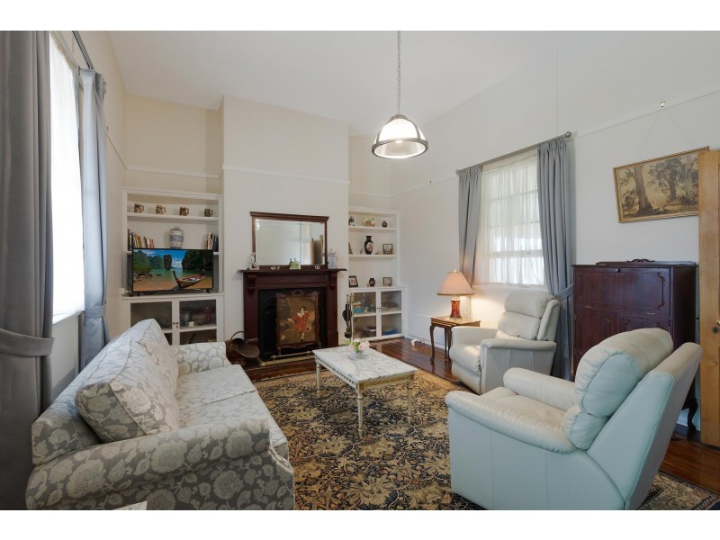 34 Tathra Road, Bega NSW 2550