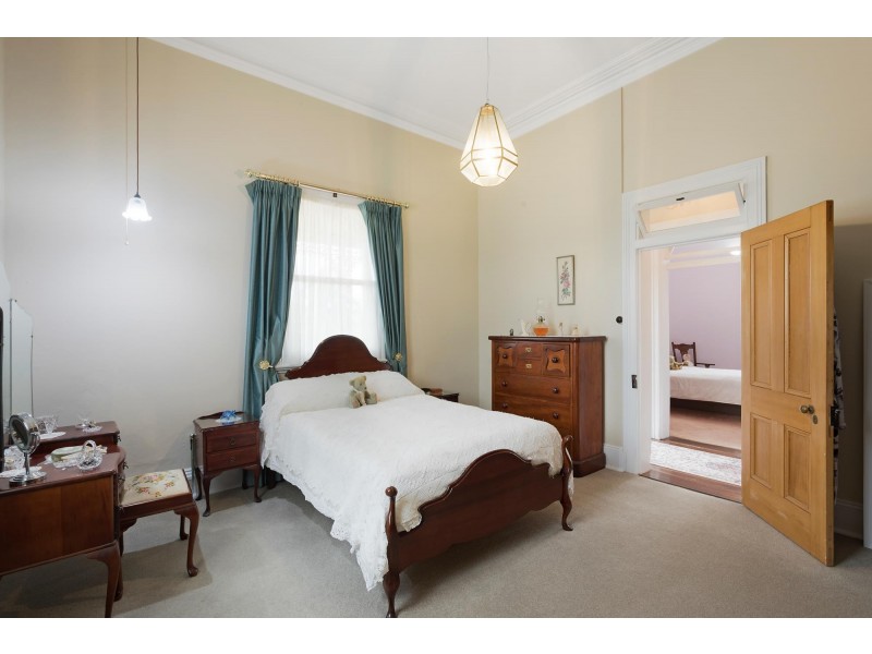 34 Tathra Road, Bega NSW 2550
