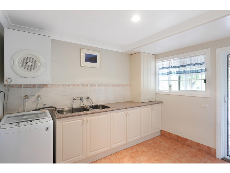 50 Mountview Close, Bega NSW 2550