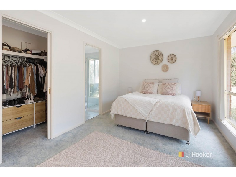 8 Cabarita Lane, Bega NSW 2550