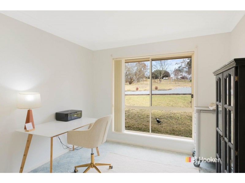 8 Cabarita Lane, Bega NSW 2550