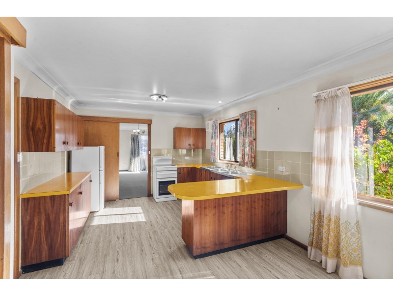 13 Prospect Street, Bega NSW 2550