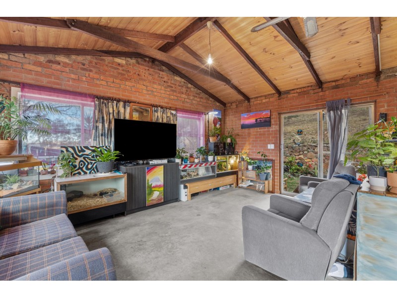 21 Bega Street, Cobargo NSW 2550