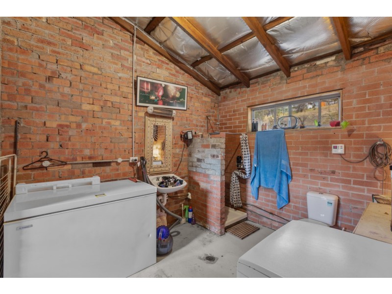 21 Bega Street, Cobargo NSW 2550