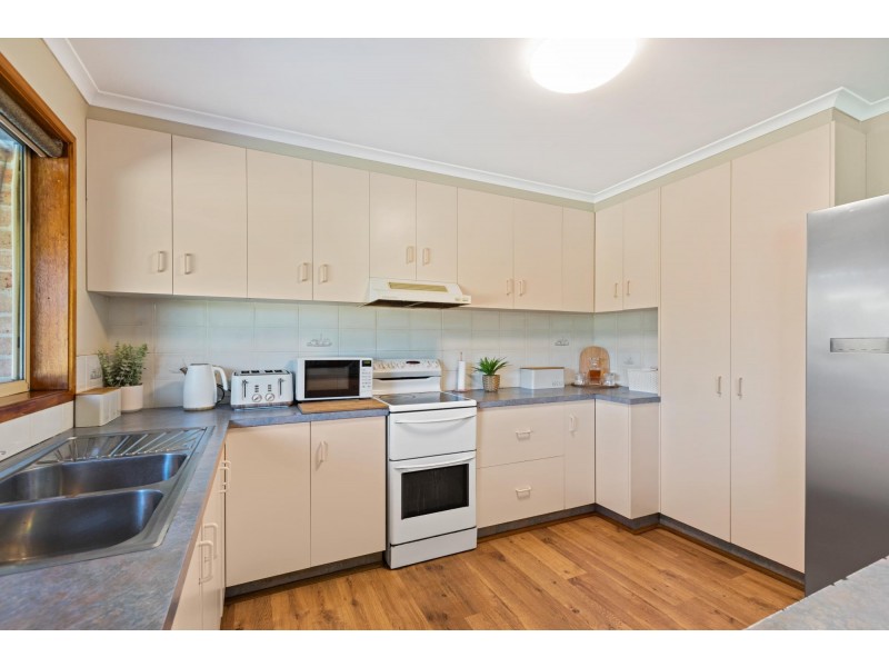 67 Max Slater Drive, Bega NSW 2550