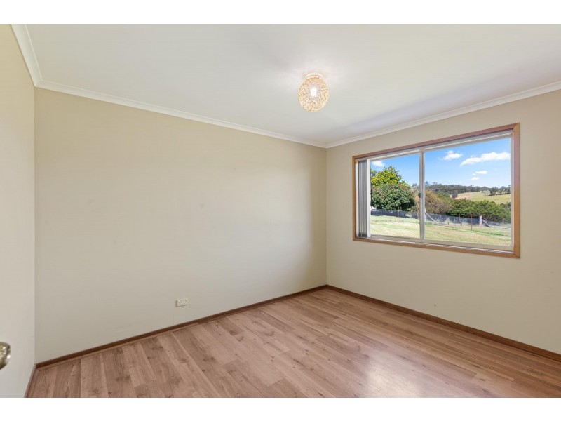67 Max Slater Drive, Bega NSW 2550