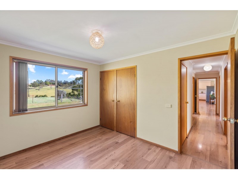 67 Max Slater Drive, Bega NSW 2550