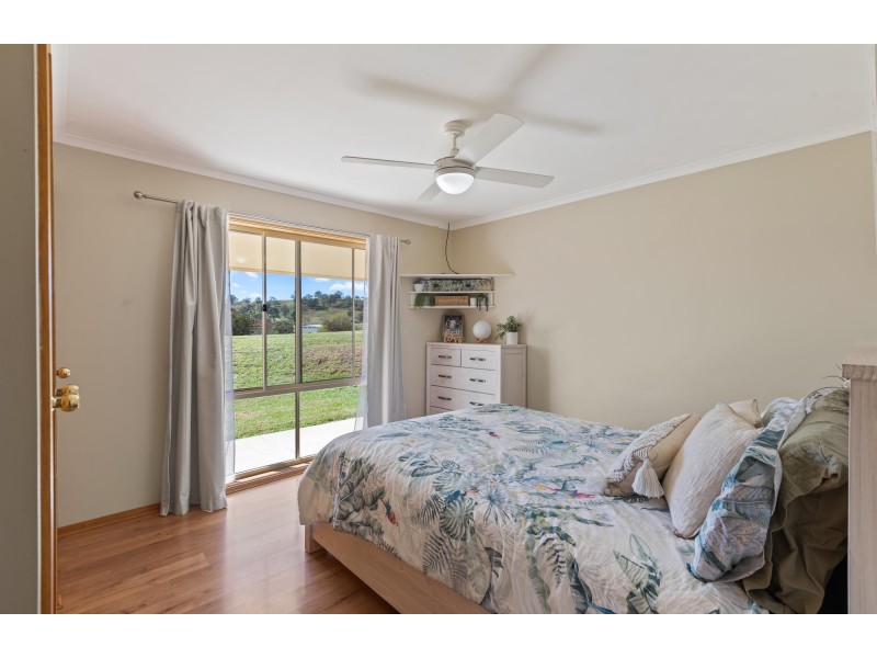 67 Max Slater Drive, Bega NSW 2550