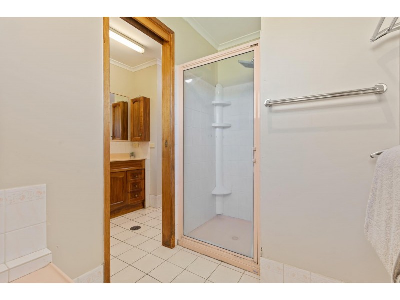 67 Max Slater Drive, Bega NSW 2550
