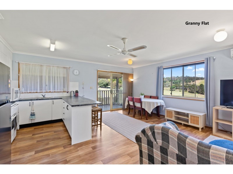 67 Max Slater Drive, Bega NSW 2550