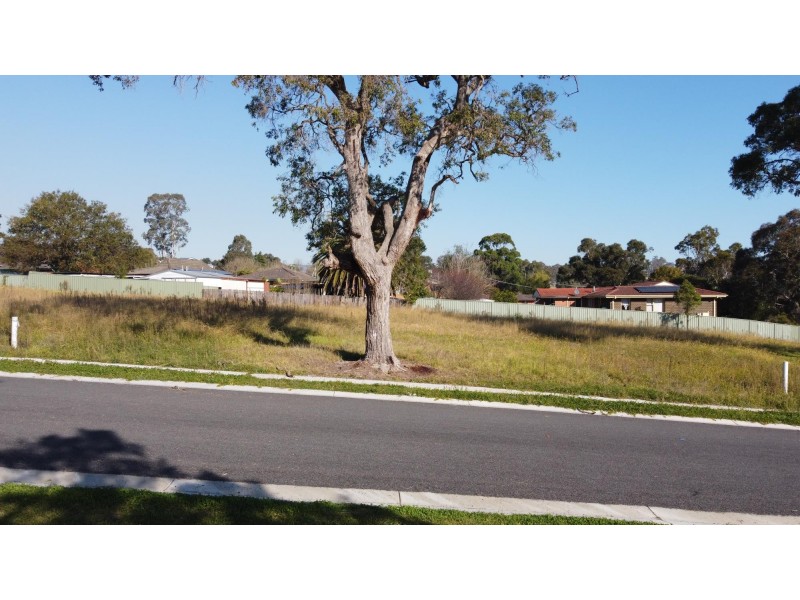 4 Orange Roughy Road, Bega NSW 2550