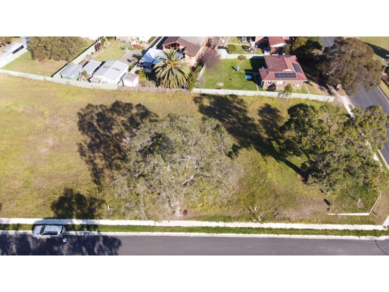 4 Orange Roughy Road, Bega NSW 2550