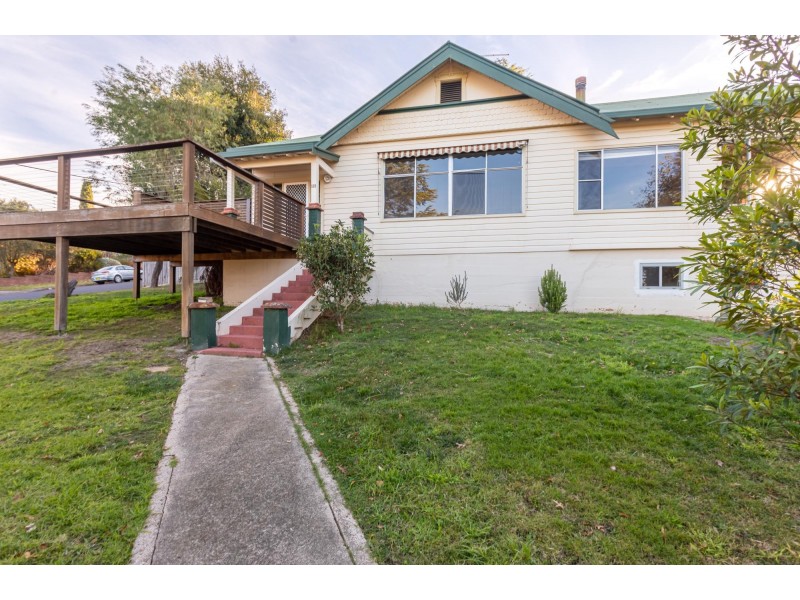 121 East Street, Bega NSW 2550