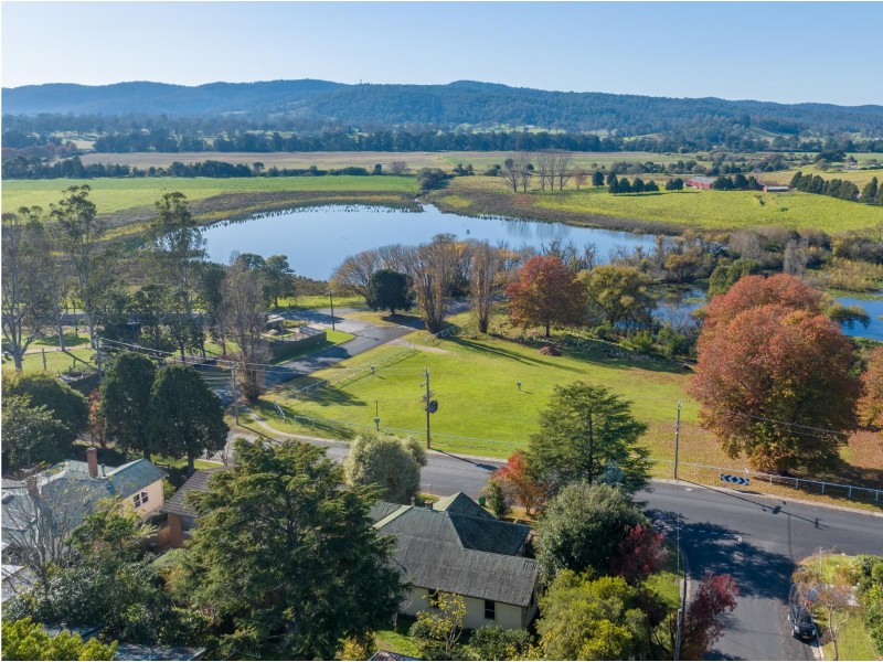 121 East Street, Bega NSW 2550
