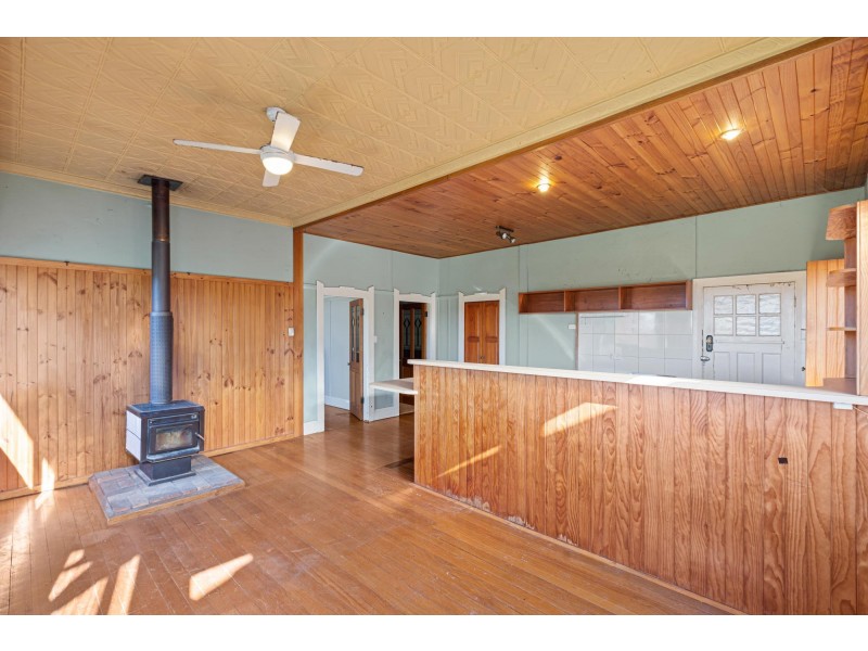 121 East Street, Bega NSW 2550