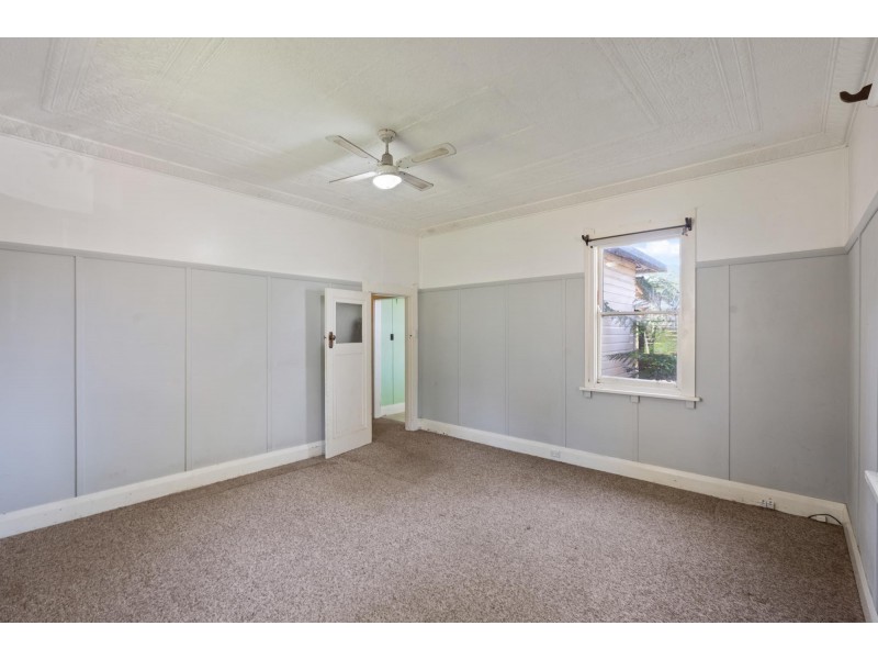 121 East Street, Bega NSW 2550