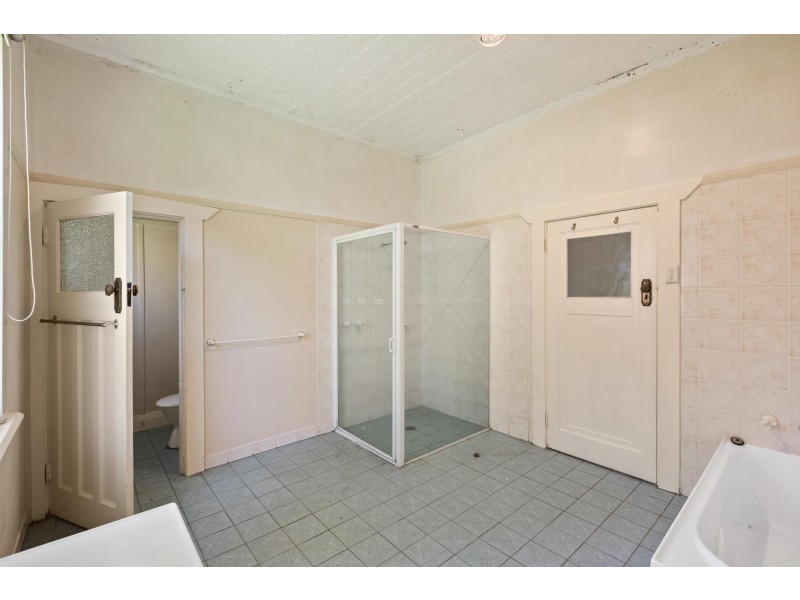 121 East Street, Bega NSW 2550