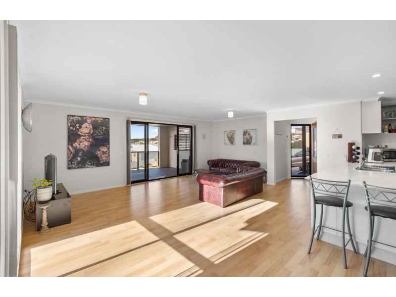54B The Dress Circle, Tura Beach NSW 2548