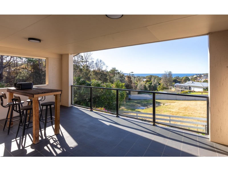 54B The Dress Circle, Tura Beach NSW 2548