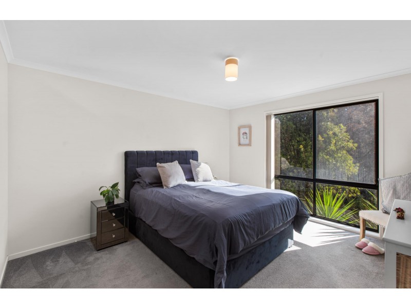 54B The Dress Circle, Tura Beach NSW 2548