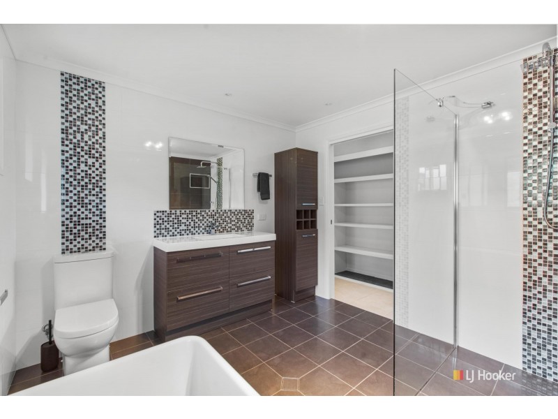 380 Kameruka Lane, Candelo NSW 2550