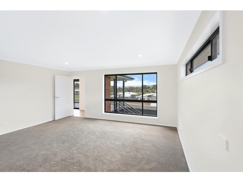 44 Lynjohn Drive, Bega NSW 2550
