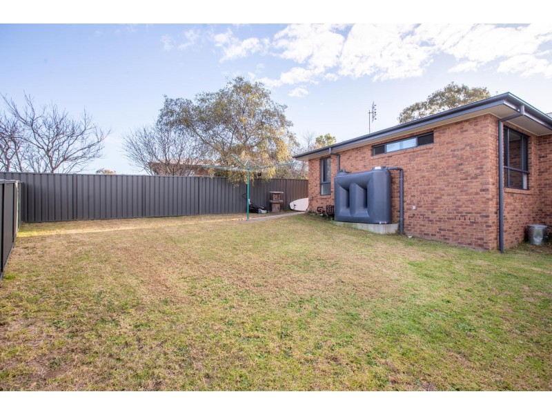 44 Lynjohn Drive, Bega NSW 2550