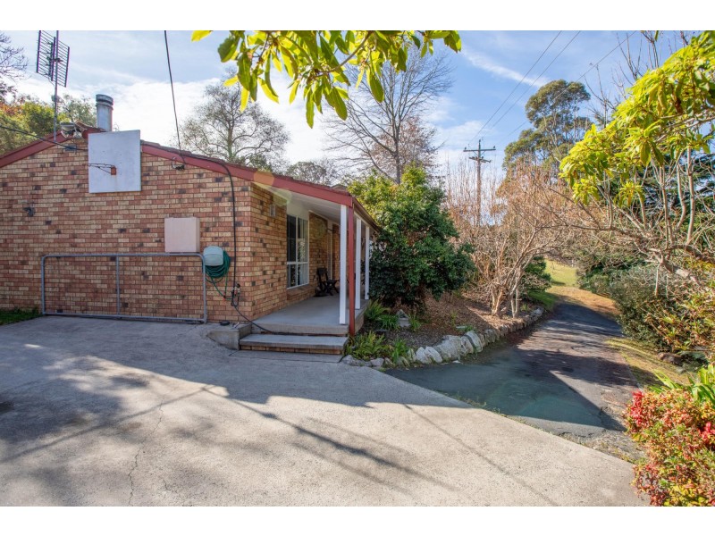 13 Charlotte Street, Bega NSW 2550