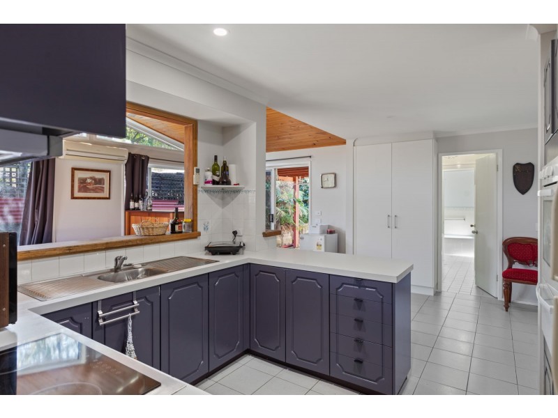 13 Charlotte Street, Bega NSW 2550
