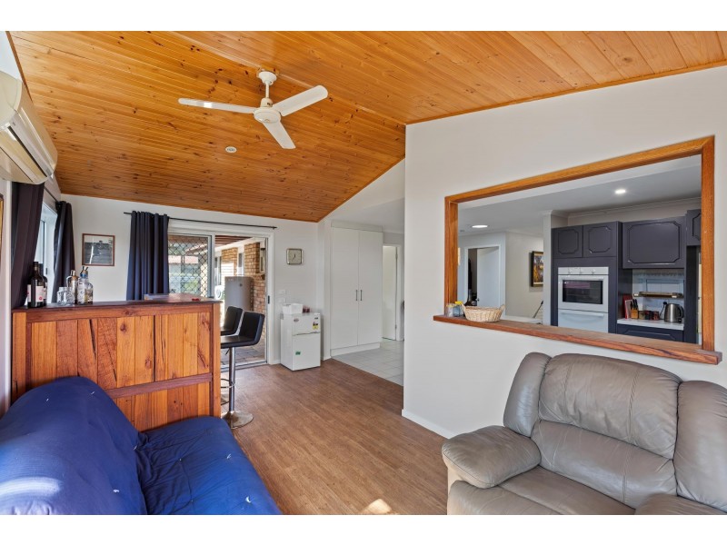 13 Charlotte Street, Bega NSW 2550