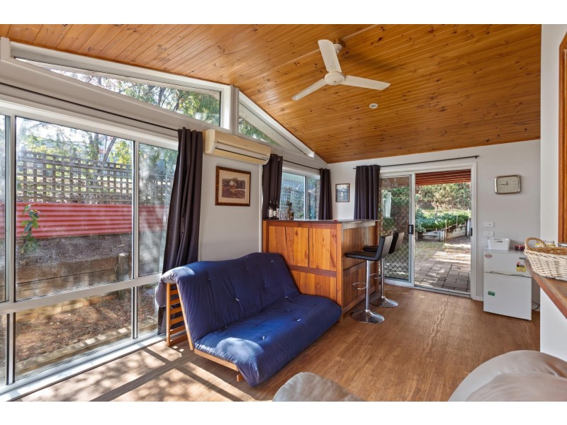 13 Charlotte Street, Bega NSW 2550