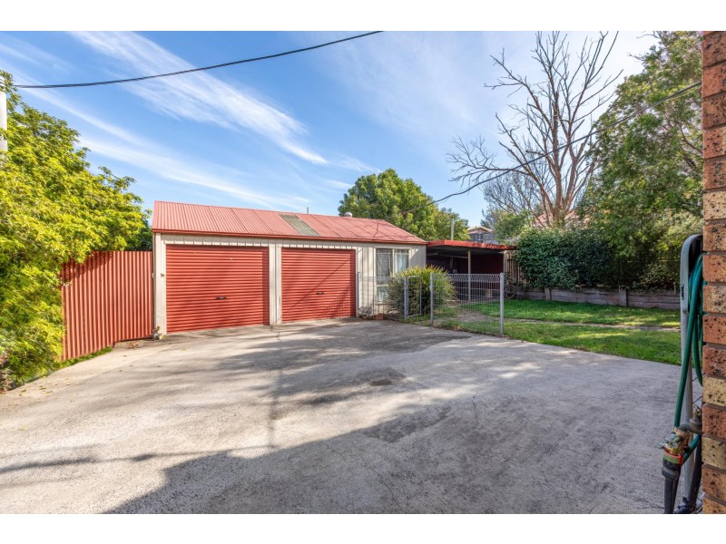 13 Charlotte Street, Bega NSW 2550