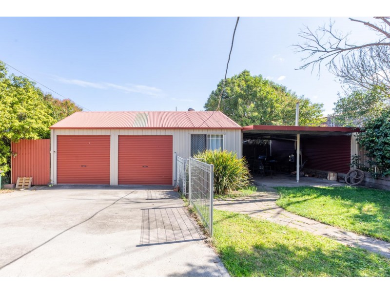 13 Charlotte Street, Bega NSW 2550