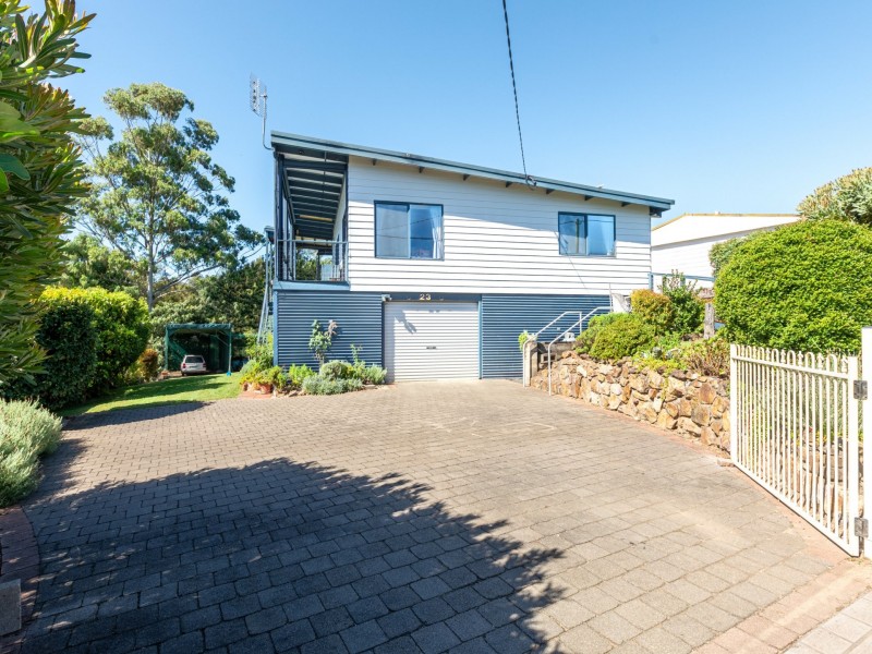23 Philip Street, Wolumla NSW 2550