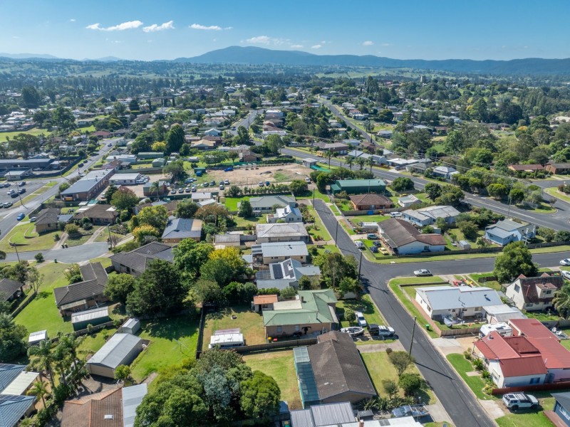 13 Mecklenberg Street, Bega NSW 2550