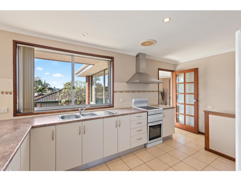 87 Lynjohn Drive, Bega NSW 2550