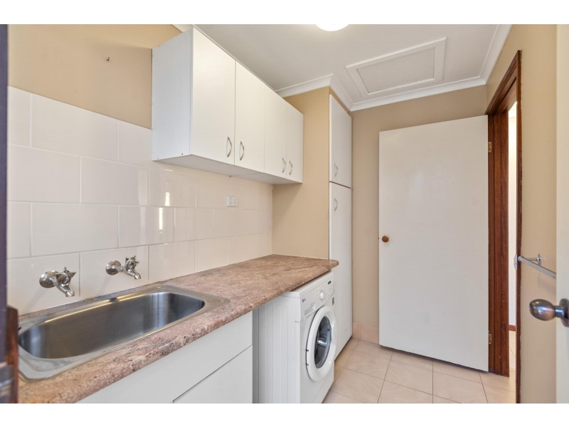 87 Lynjohn Drive, Bega NSW 2550