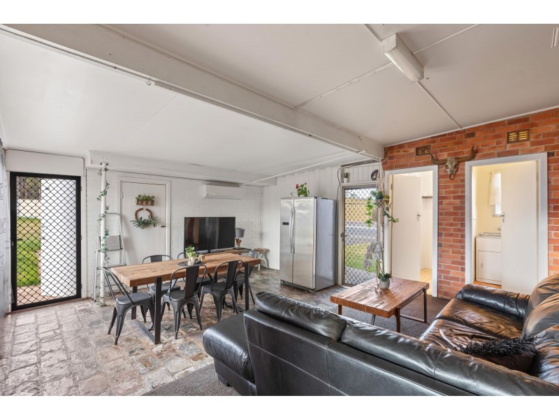 7 Blackfellows Lake Road, Kalaru NSW 2550