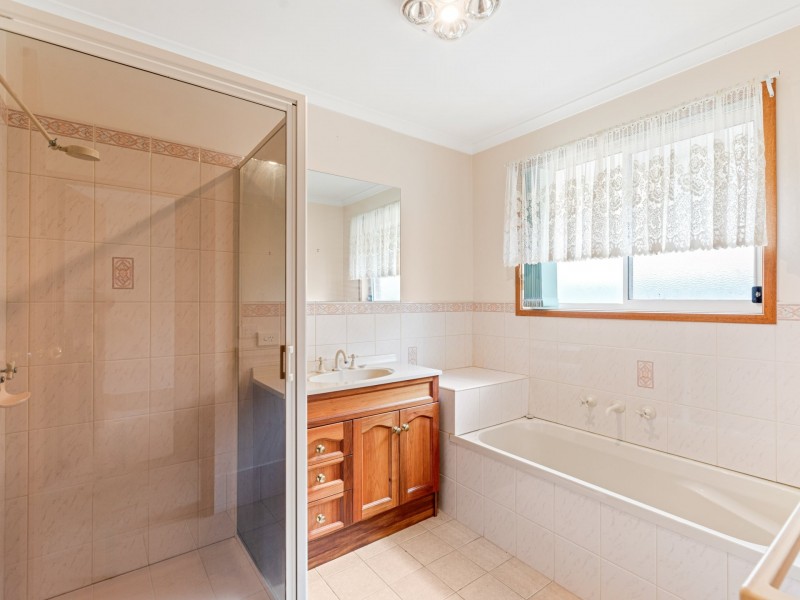 3 Stevenson Street, Bega NSW 2550