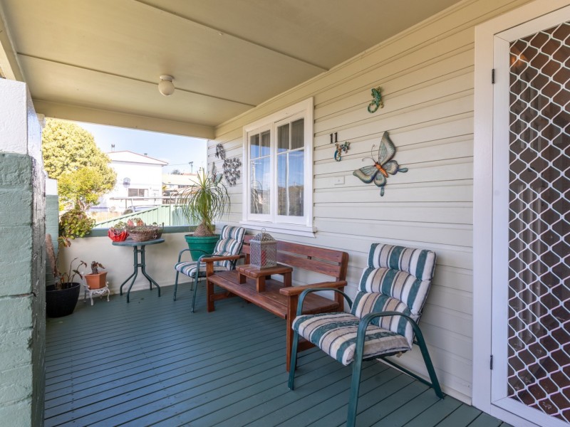 11 Gordon Street, Bega NSW 2550